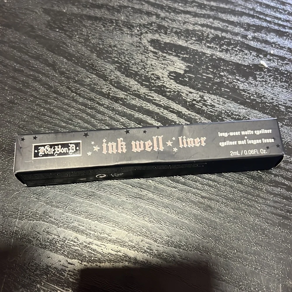 🍭🎭HP! Rare! KVD Lolita Ink Well Liner
